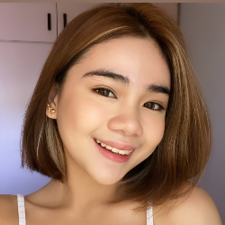 Stephanie Santiago | Linky.ph